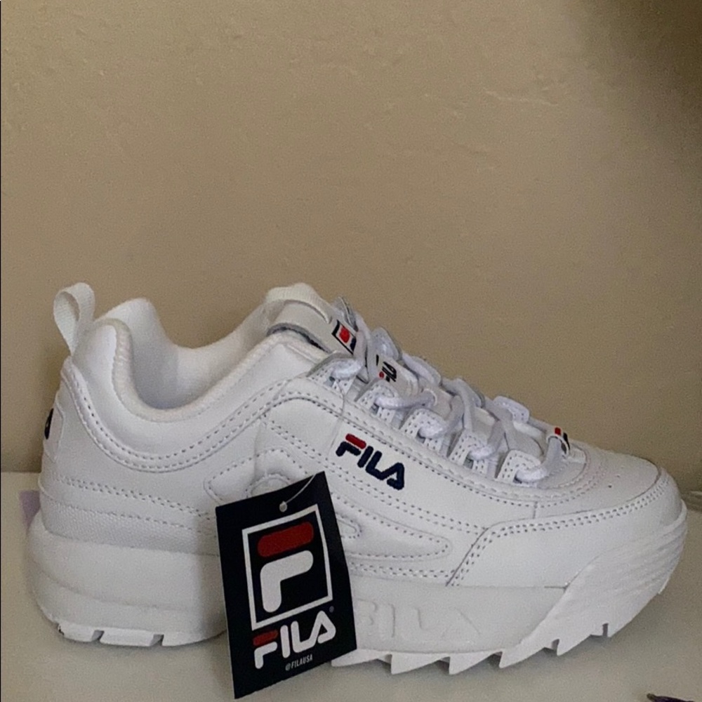 All white Fila Sneakers - Picture 4 of 4